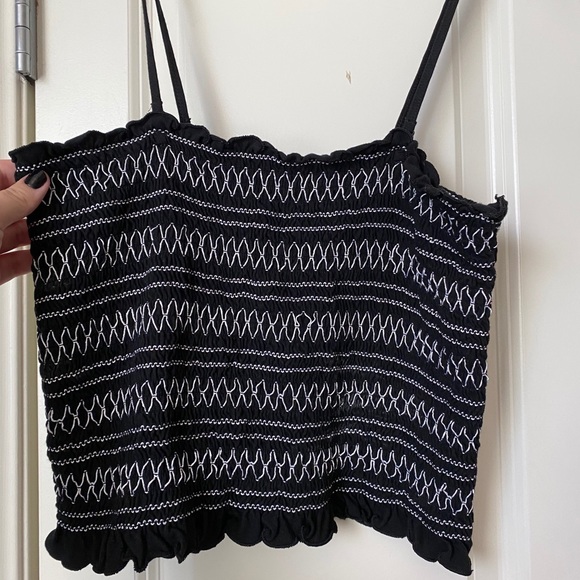 black and white thread crop top - Picture 1 of 1